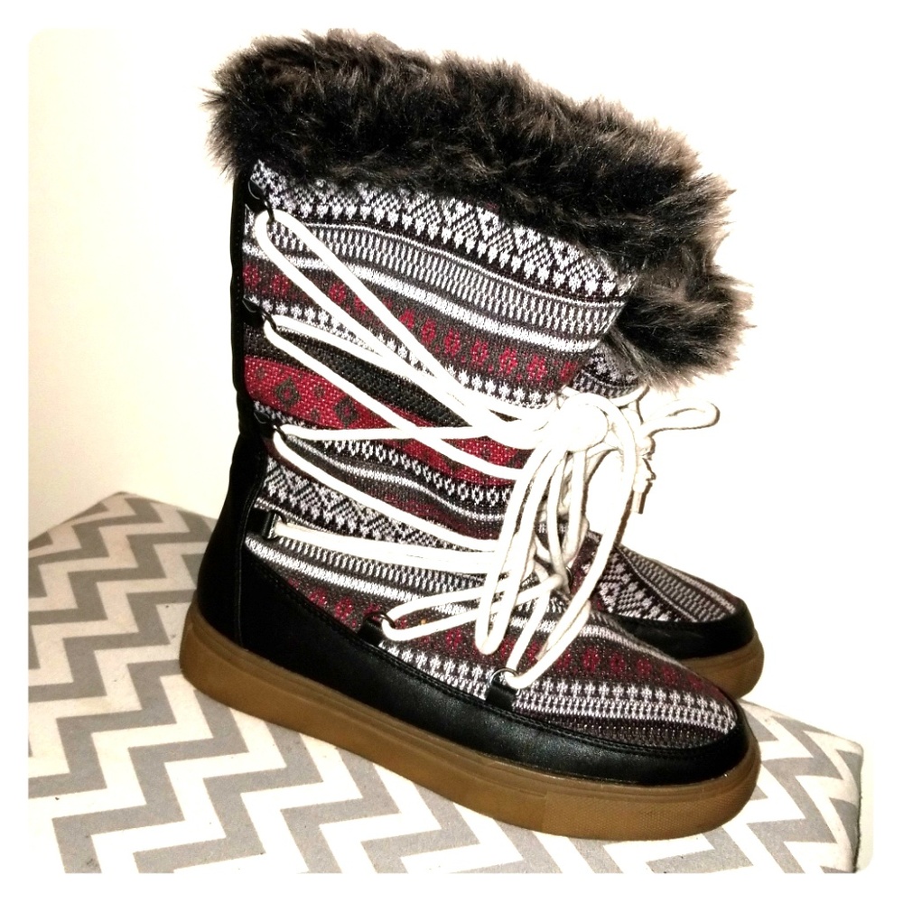 Winter boots, size 7👢❄